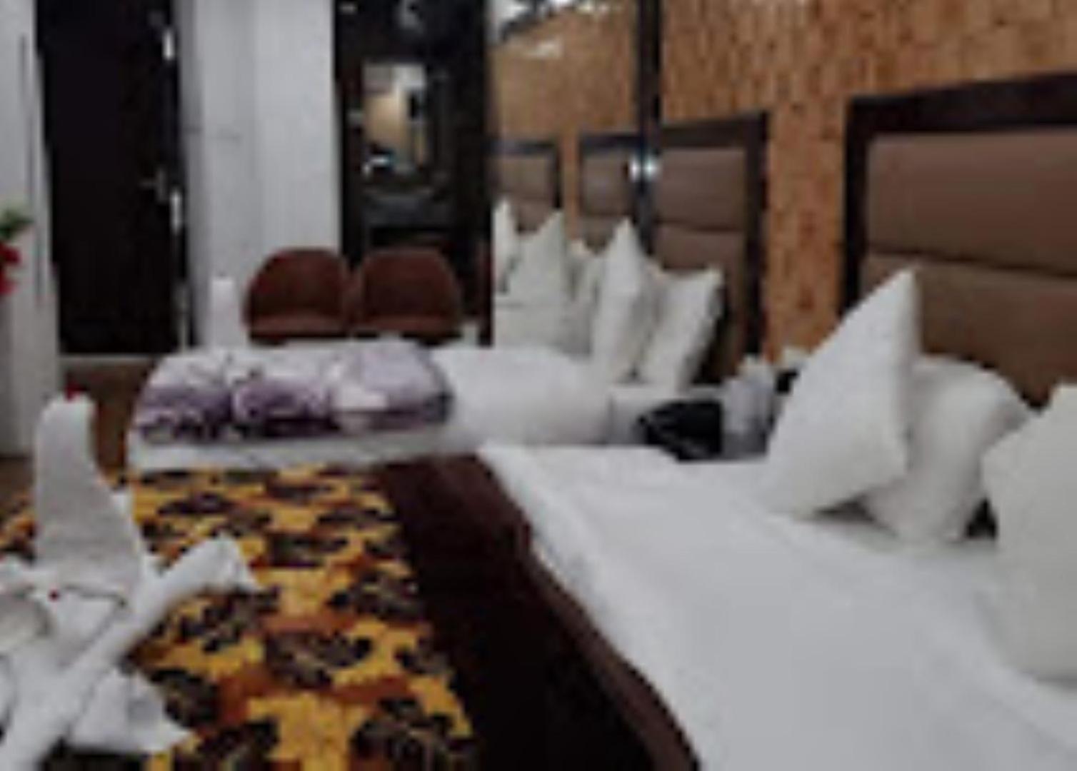 Hotel Bliss , Anantnag ภายนอก รูปภาพ